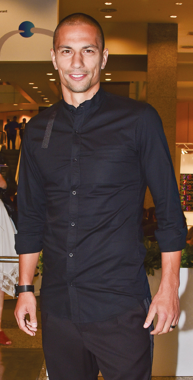 Çağdaş Sanat tutkunları Fuarda bir araya geldi