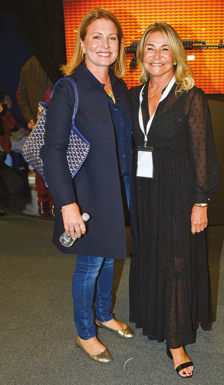 Çağdaş Sanat tutkunları Fuarda bir araya geldi