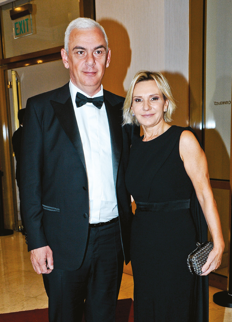  Yardımseverler minik kalpler için buluştu