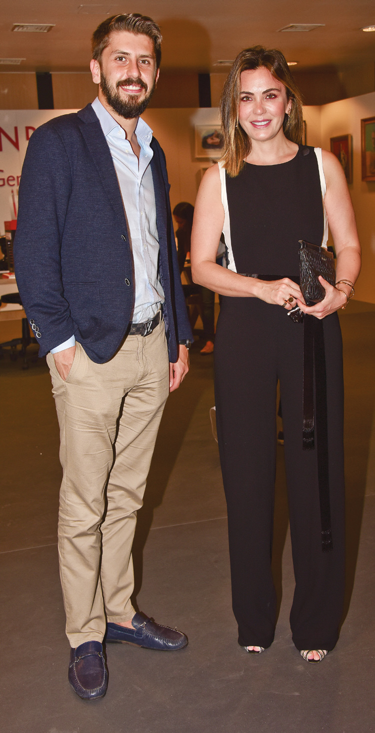 Çağdaş Sanat tutkunları Fuarda bir araya geldi