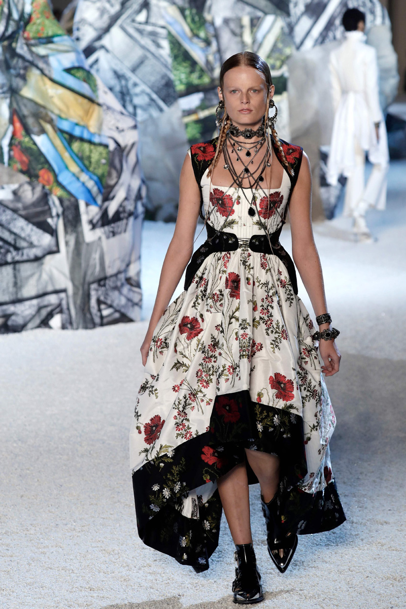 Alexander McQueen 2019 İlkbahar/Yaz