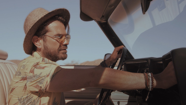 Kenan Doğulu'dan yeni klip müjdesi