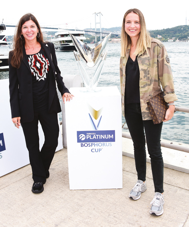  Turkcell Platinum Bosphorus Cup'ta ünlü geçidi