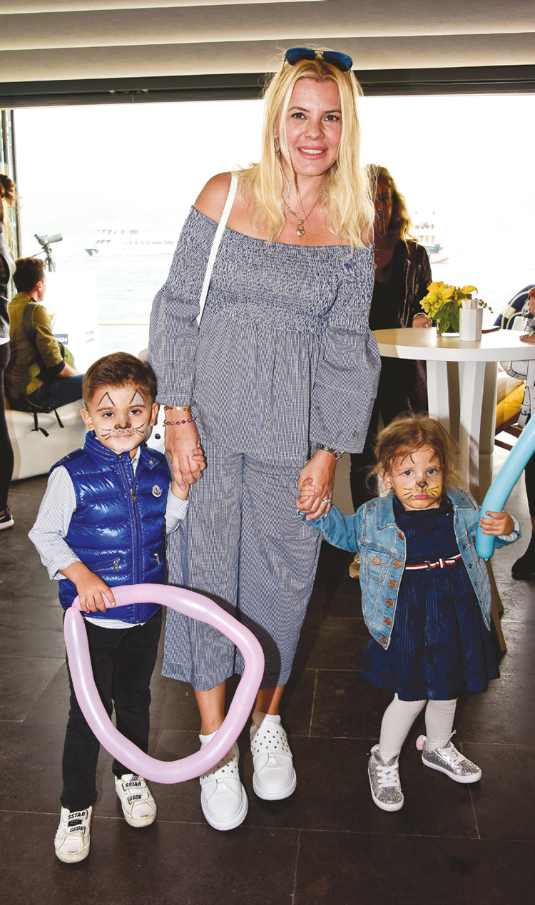  Turkcell Platinum Bosphorus Cup'ta ünlü geçidi