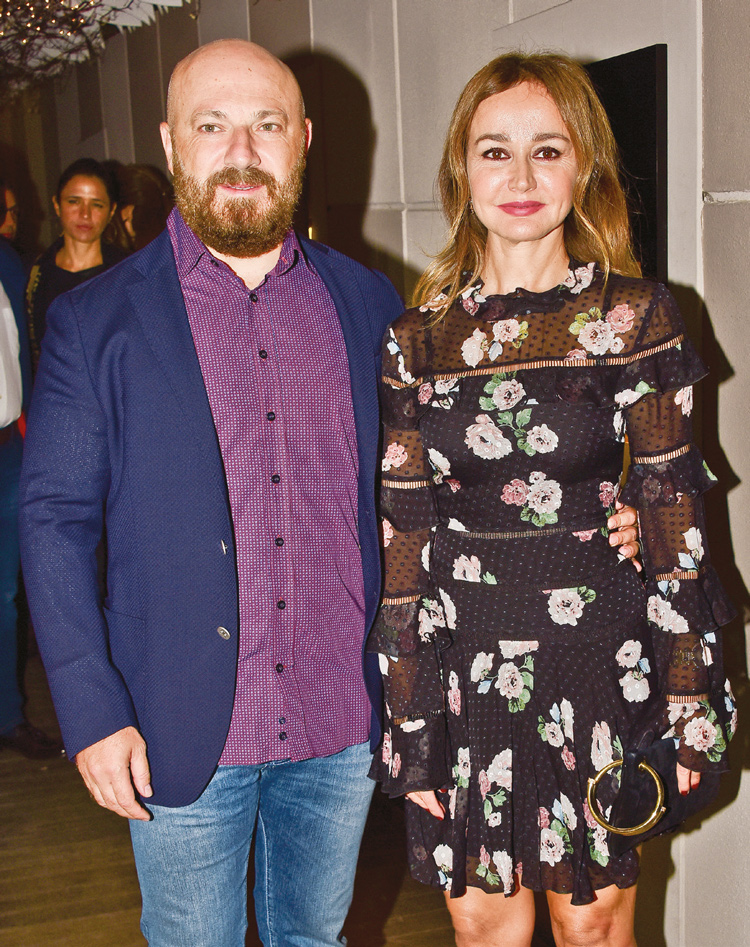 Yeni sezona renkli bir partiyle girdi