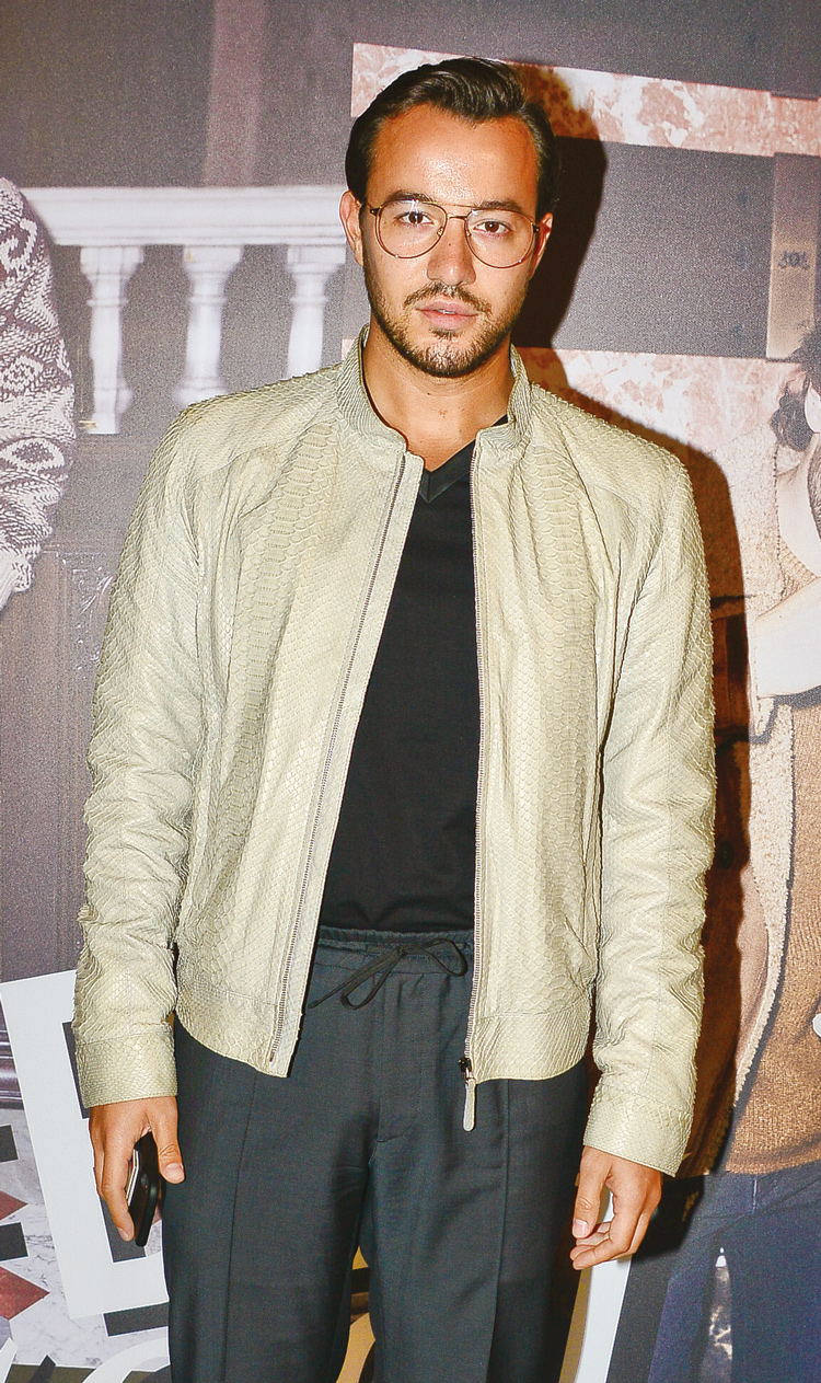 Erkekler için de koleksiyon hazırladı