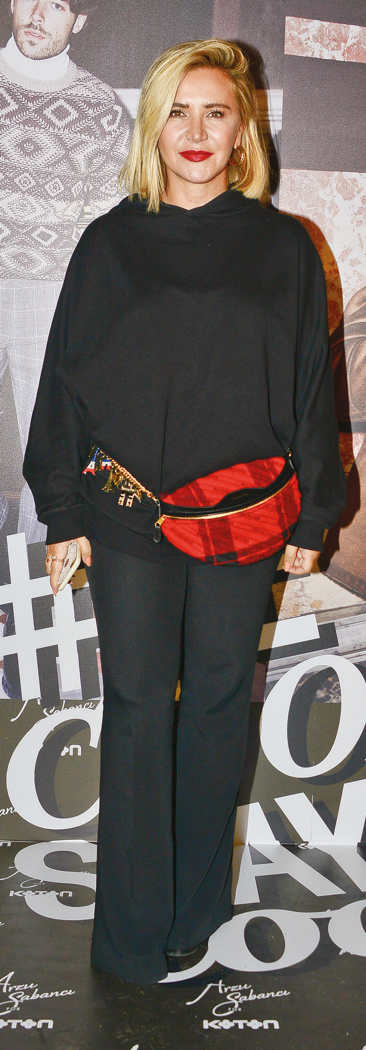 Erkekler için de koleksiyon hazırladı