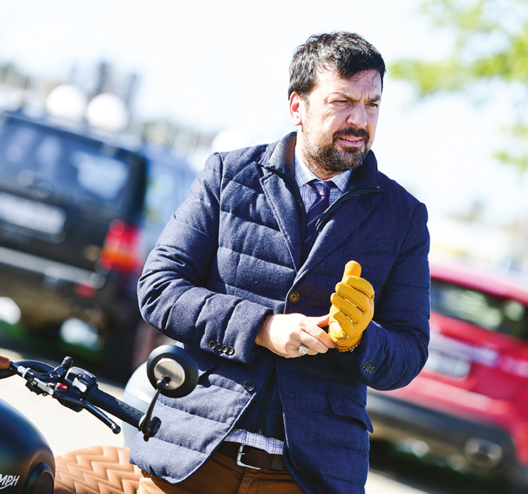 Centilmenler farkındalık için yol aldı