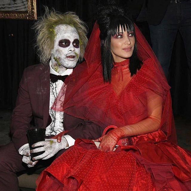 Dünyaca ünlü yıldızların Cadılar Bayramı kostümleri