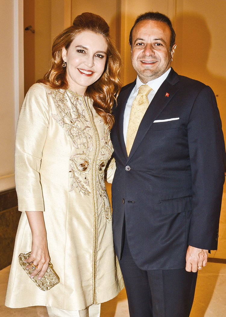 11 Şahitli nikahla "Evet" dediler