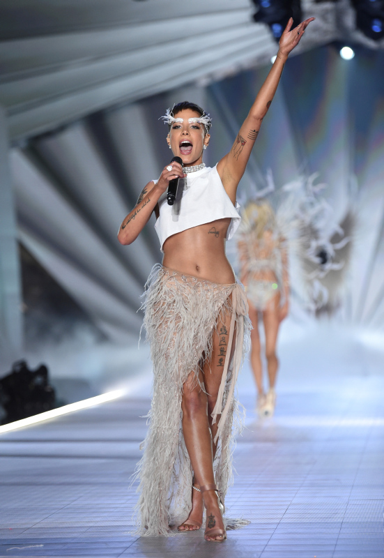 Victoria's Secret Fashion Show 2018