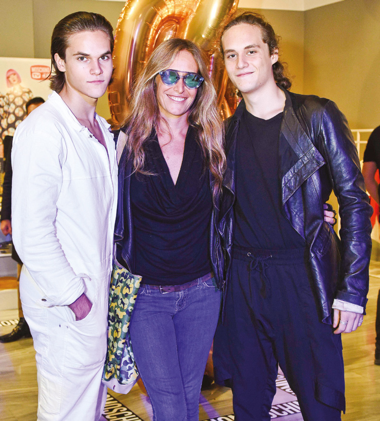 Ünlü işbirliğine eğlenceli sunum