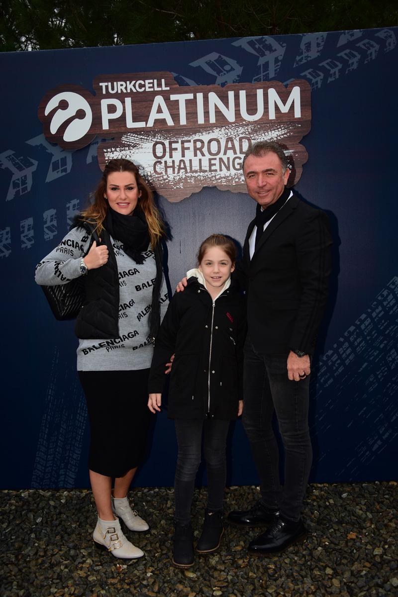 Turkcell Platinum Offroad Challenge ünlülerin akınına uğradı