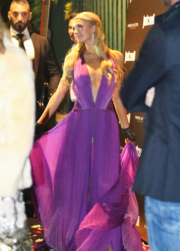 Paris Hilton yüzüğünü geri verecek mi?