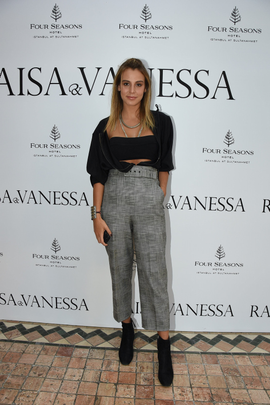 Aslışah Alkoçlar'ın günlük stili!