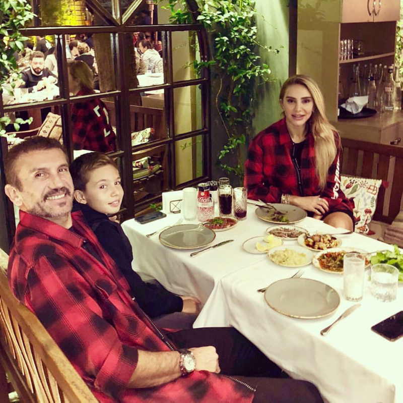 Işıl Reçber şıklığı