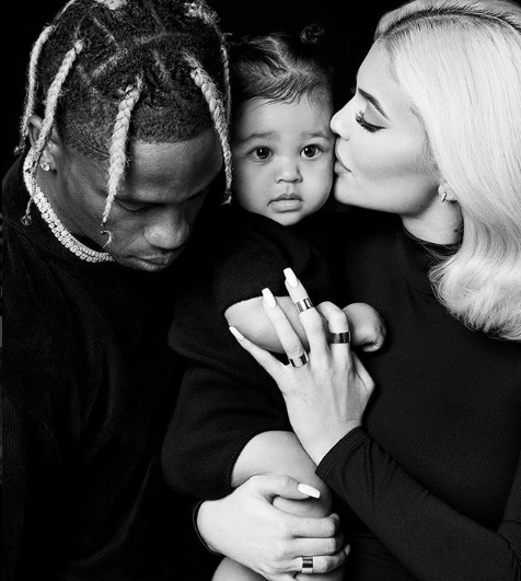 Kylie jenner 2019 takvimini çıkardı