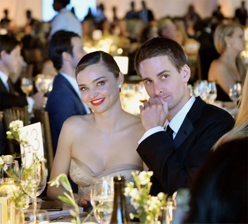 Miranda Kerr'den kadınlara özel...