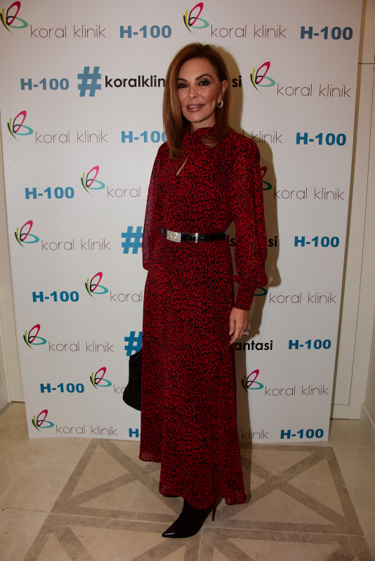 Feryal Gülman şıklığı