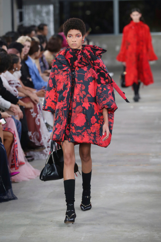 Valentino/Pre-Fall 2018/2019 Full Fashion Show