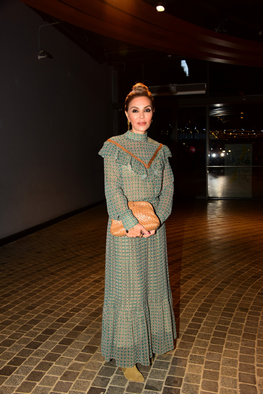 Feryal Gülman şıklığı