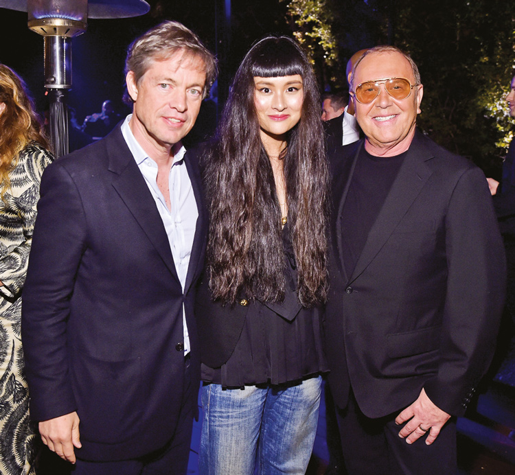 Önce panel sonra parti