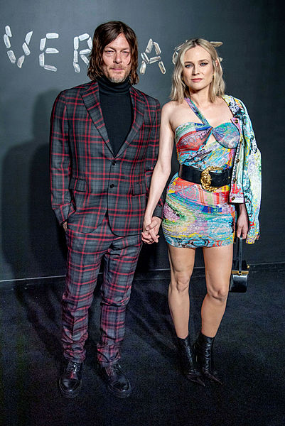 Versace Pre-Fall 2019 koleksiyonu tanıtıldı