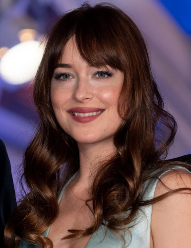 Marakeş Film Festivali'ne Dakota Johnson damgasını vurdu