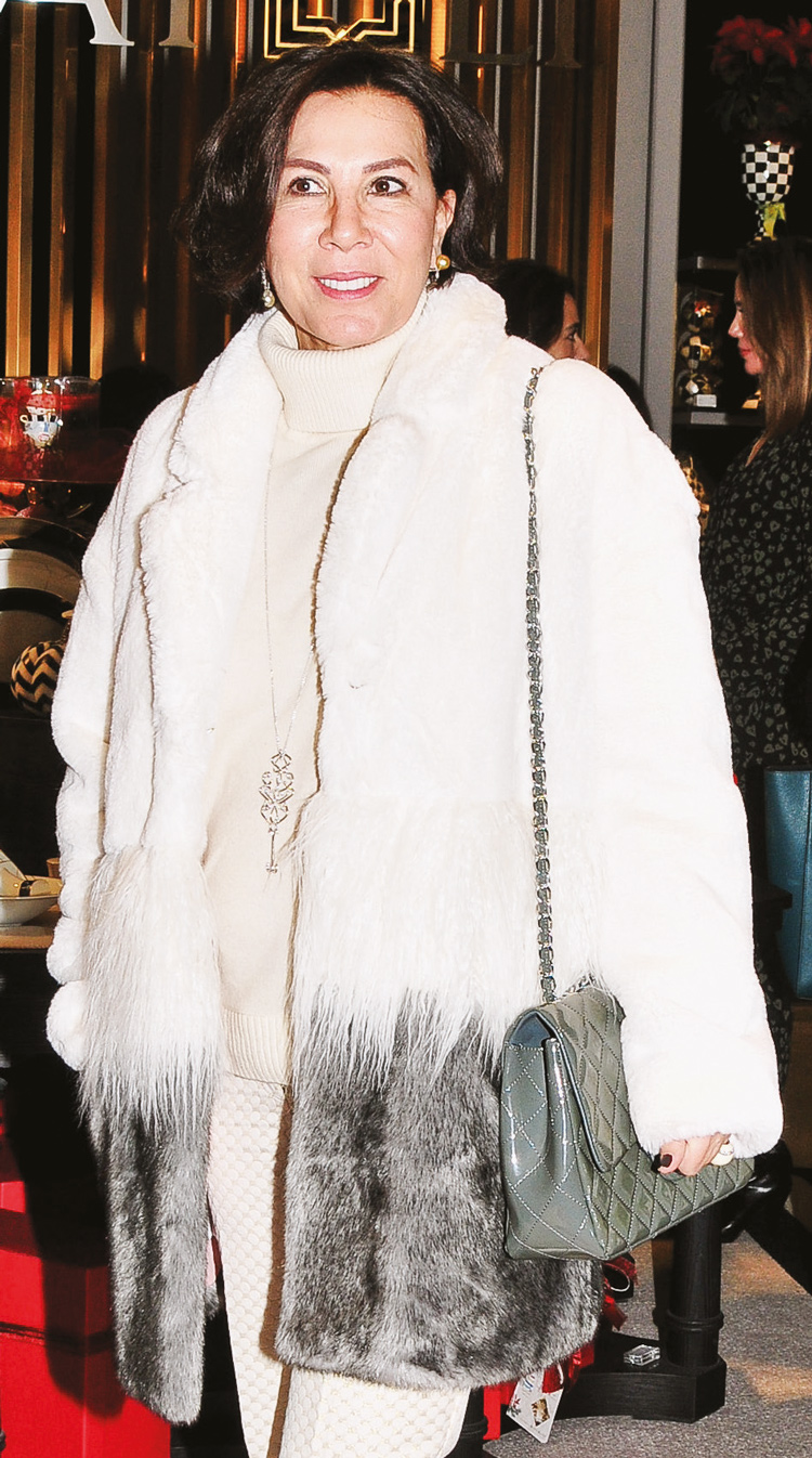 Ünlü isimlerden yılbaşı için özel koleksiyon