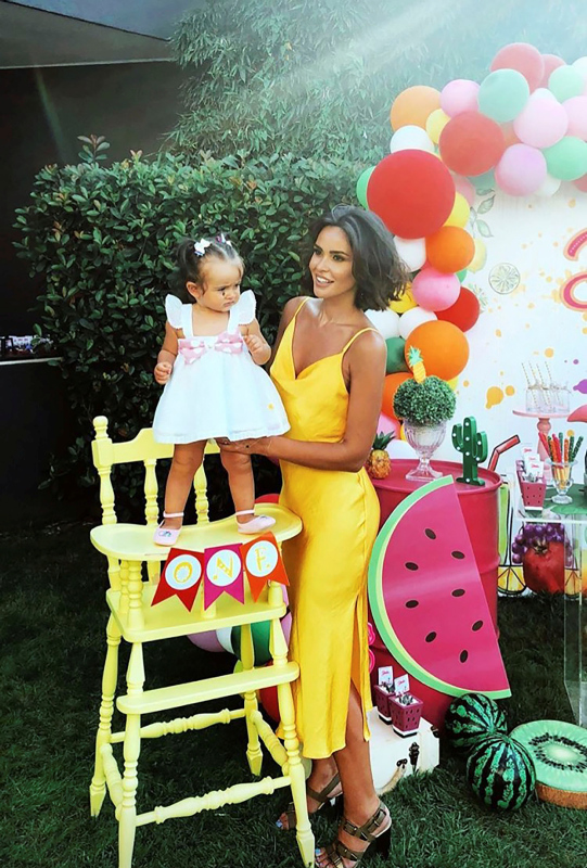 Zeynep Demirel doğum kilolarından kurtuldu