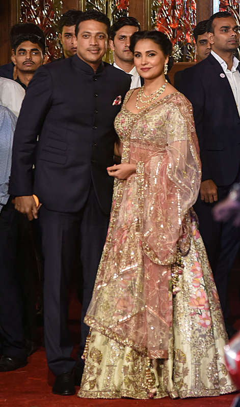 100 milyon dolarlık düğün