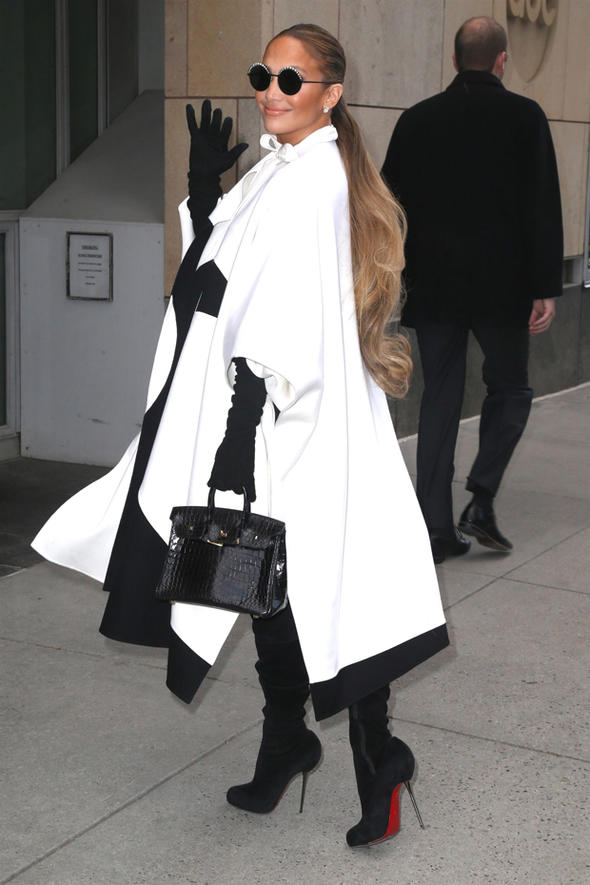 Jennifer Lopez'in kıyafet rekoru