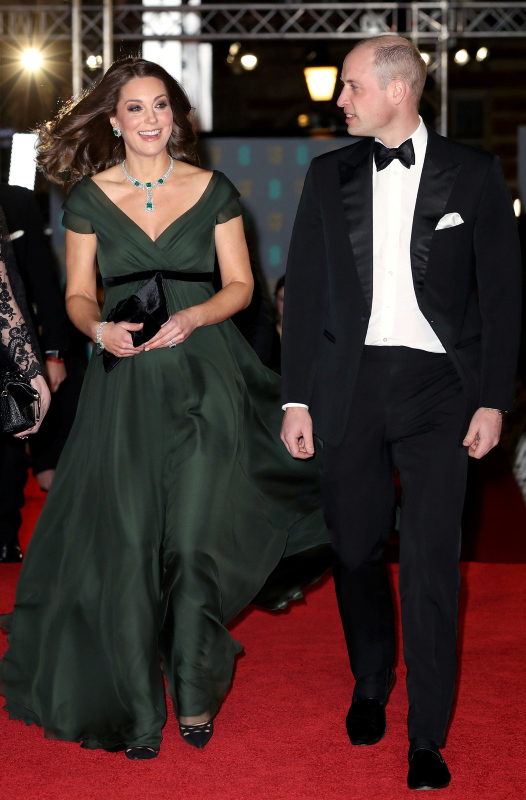 Kraliyet Aile'sinden yeni yıl kartpostalları