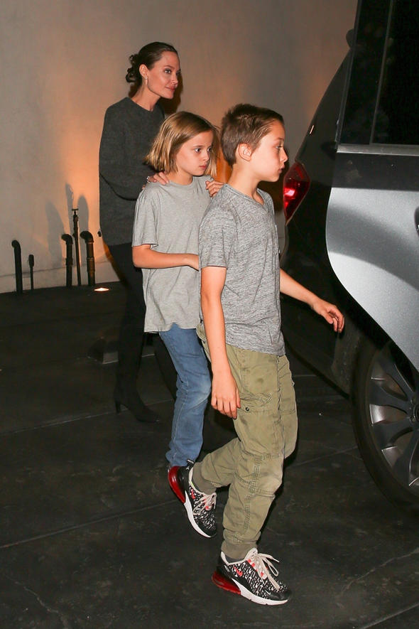 Farklı anne Angelina Jolie