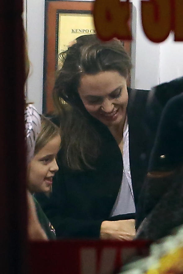 Farklı anne Angelina Jolie