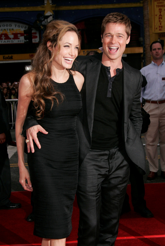 Farklı anne Angelina Jolie