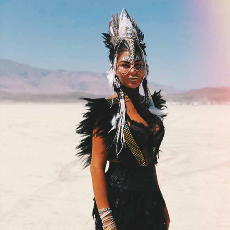 Süreyya Yalçın 34. yaşını kutladı