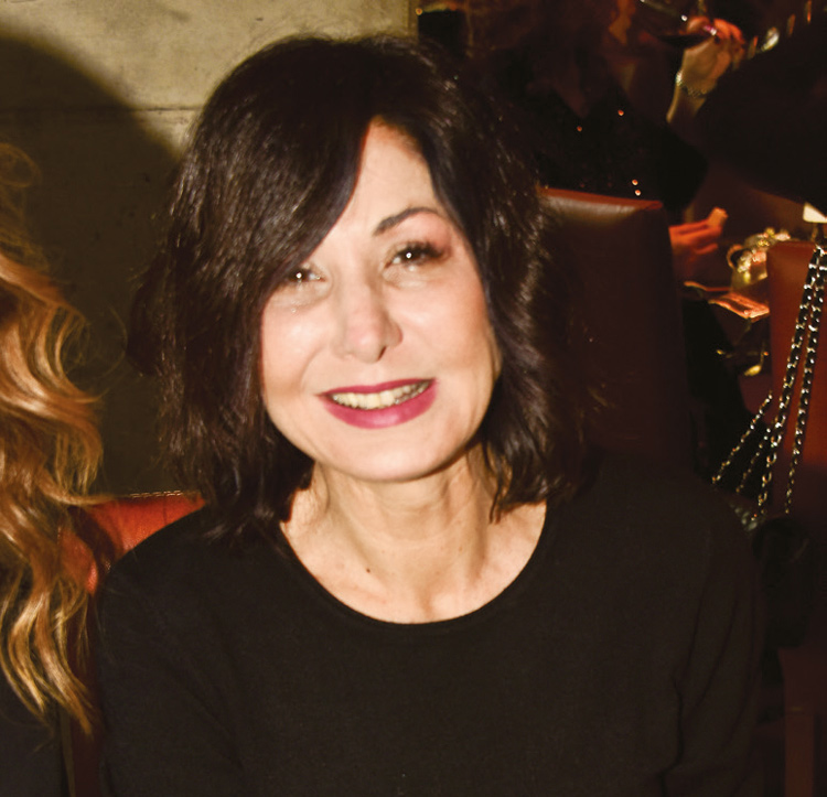 Yakın dostlarını ağırladı