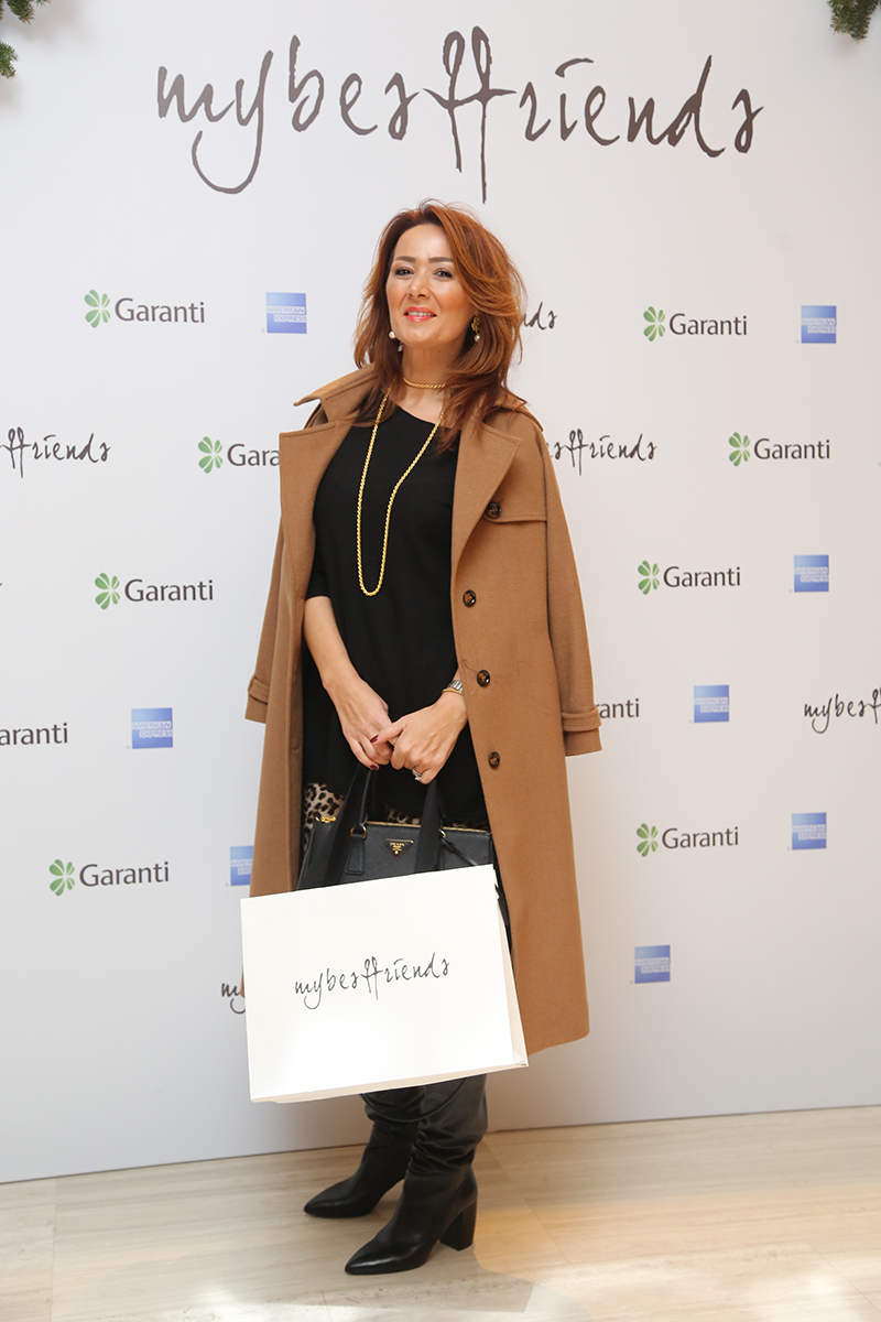 Mybestfriends 'ICONICS' koleksiyonu daveti