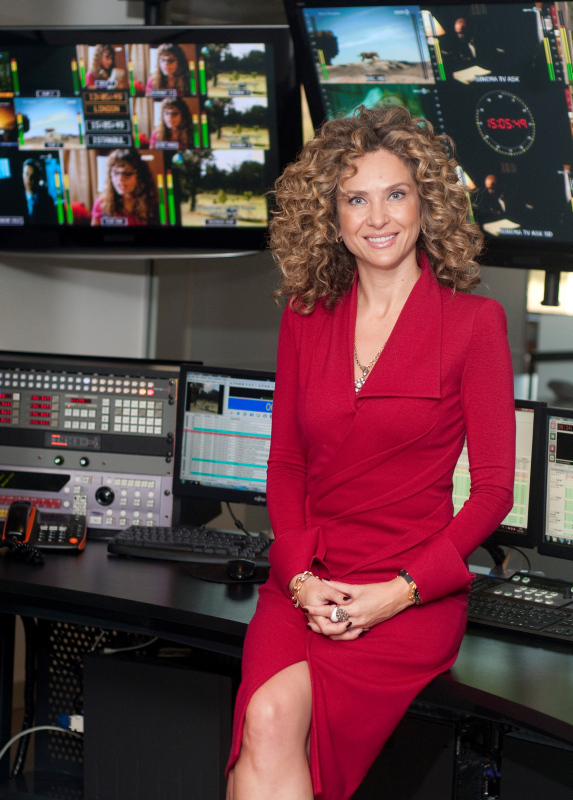 Esra Oflaz Güvenkaya tarzı