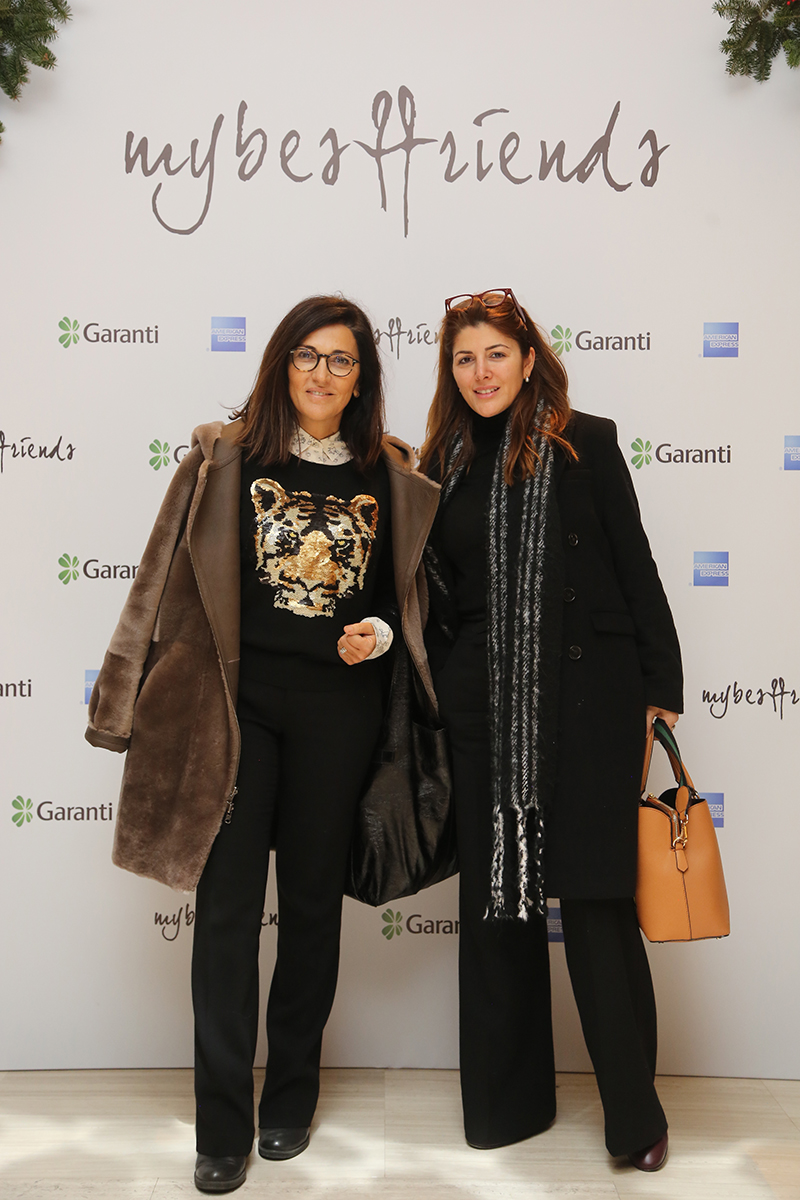 Mybestfriends 'ICONICS' koleksiyonu daveti