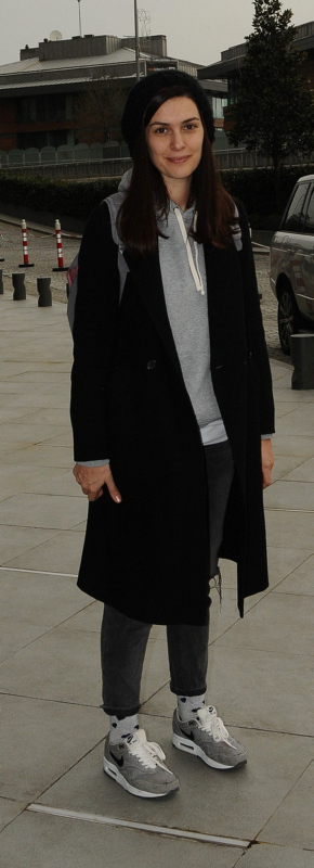 Bergüzar Korel'in yeni yıl dileği