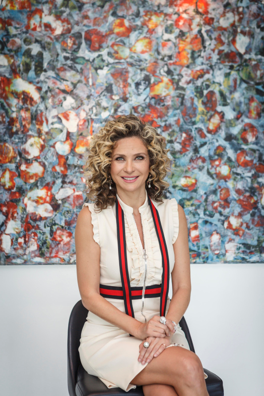 Esra Oflaz Güvenkaya tarzı