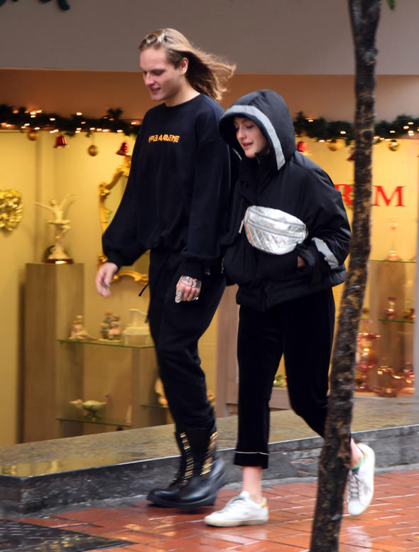 Aylin Koç, Dilan Gerede