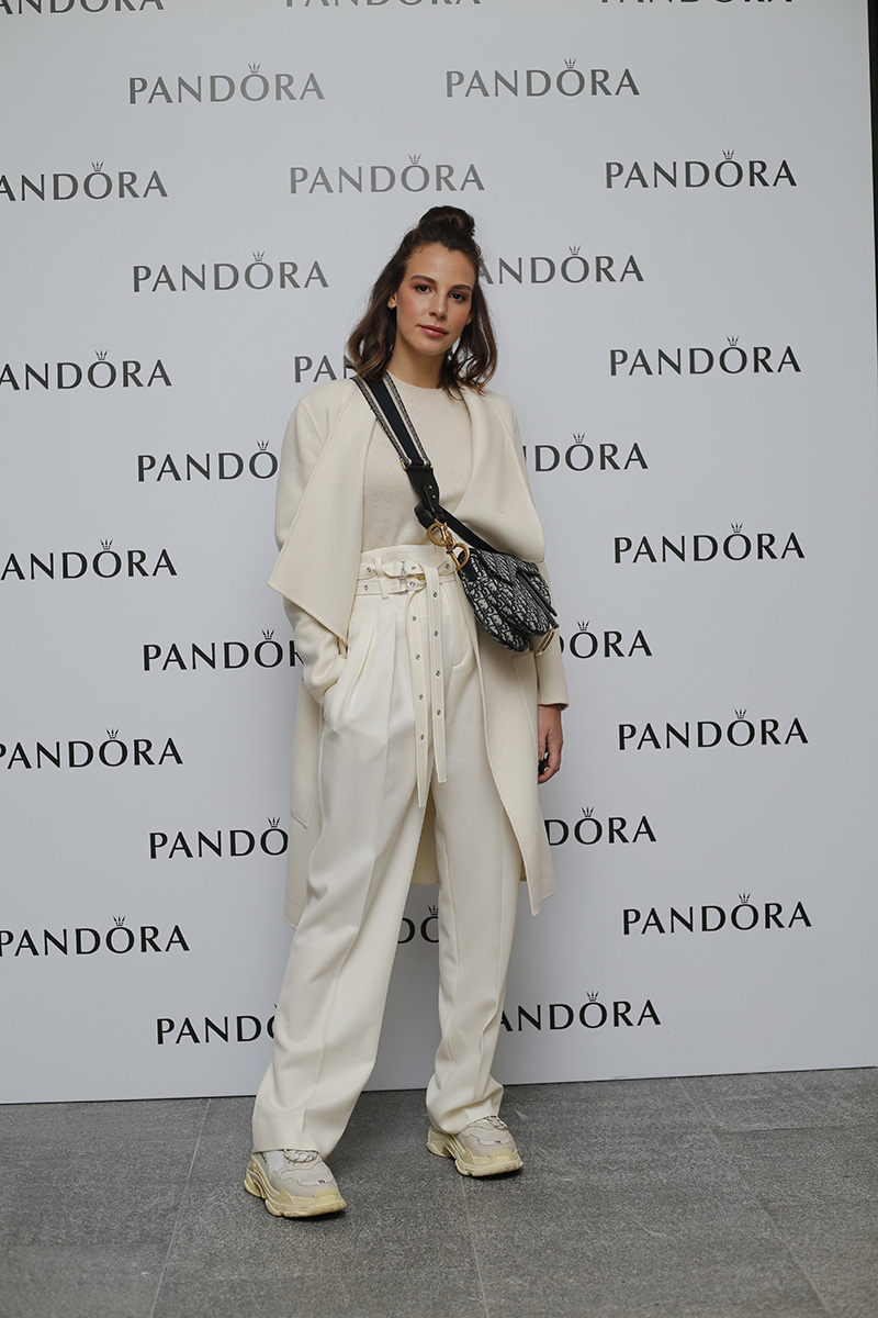 Yılbaşı koleksiyonunu birlikte incelediler