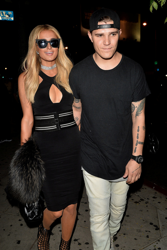 Paris Hilton 2 milyon dolarlık yüzüğü hakkında gerçeği söyledi