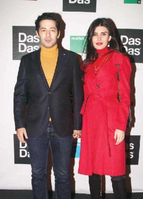 Cem Yılmaz ve Defne Samyeli, Şener Şen'i izledi