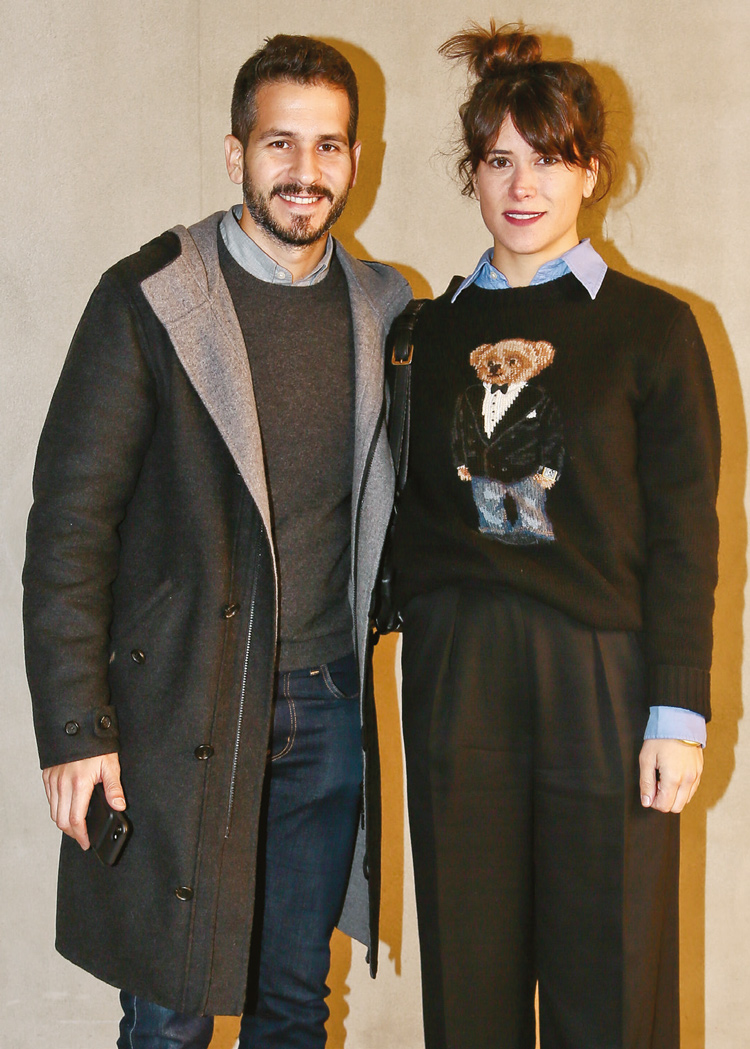 Yeni galeriye görkemli açılış