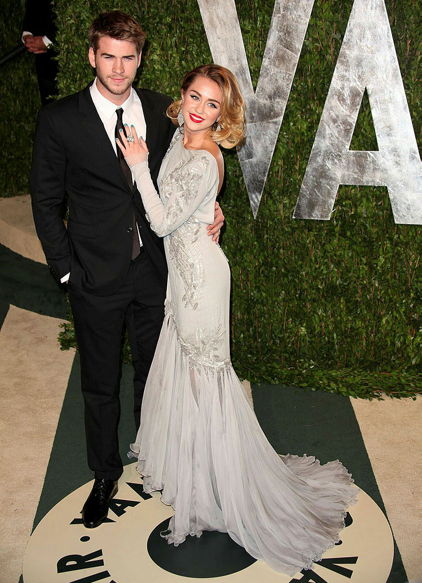 Miley Cyrus ile Liam Hemsworth evlendi mi?