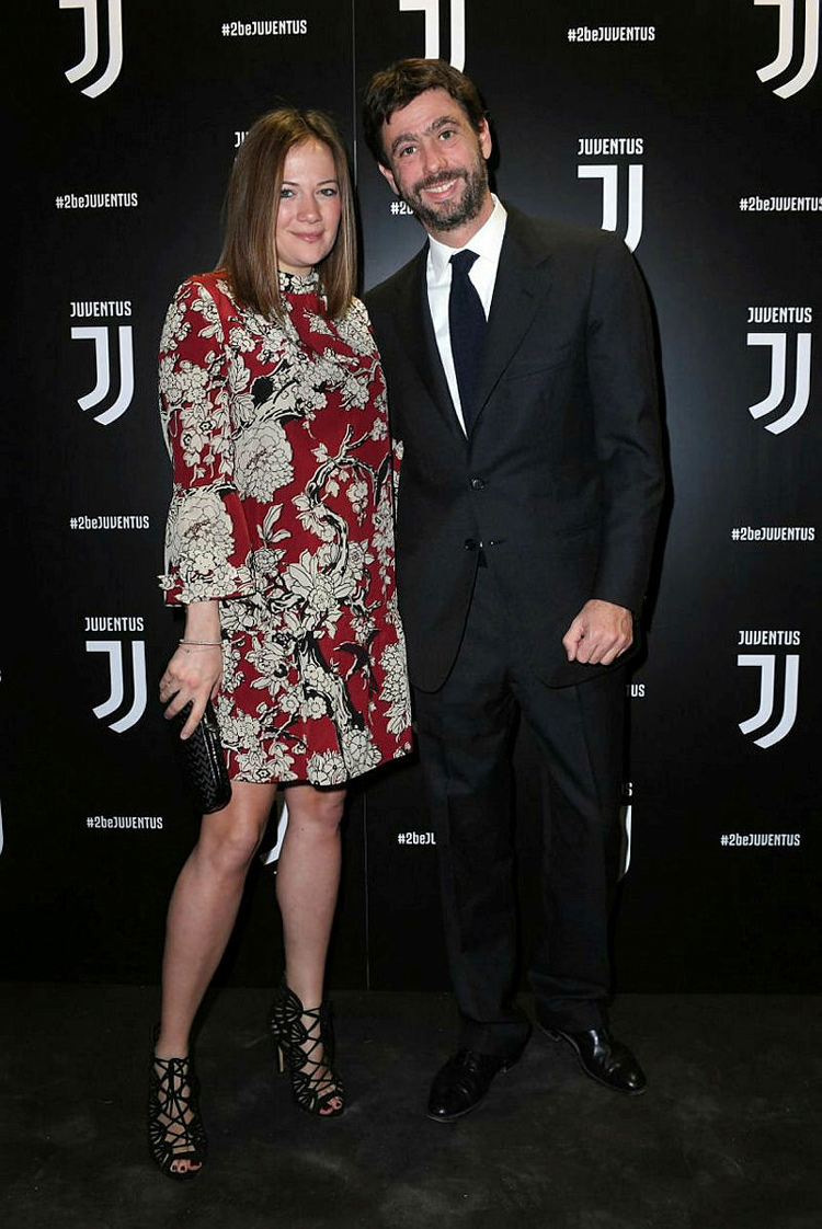 Juventus başkanına eşinden büyük jest